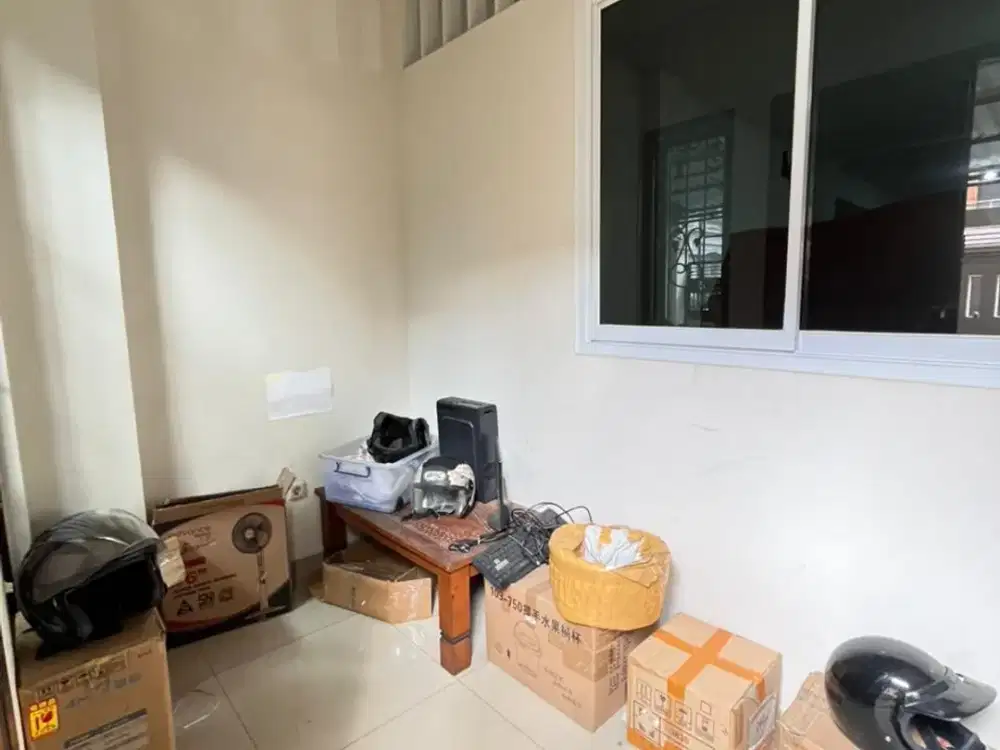 Di Jual Cepat Rumah Pluit Barat 3 Lantai