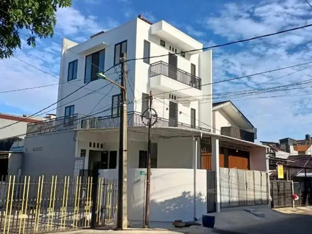 Murah !! DIJUAL RUMAH KOST DI GADING PUTIH TIMUR BANGUNAN BARU 16 KAMAR + 1 RUANG TOKO STRATEGIS