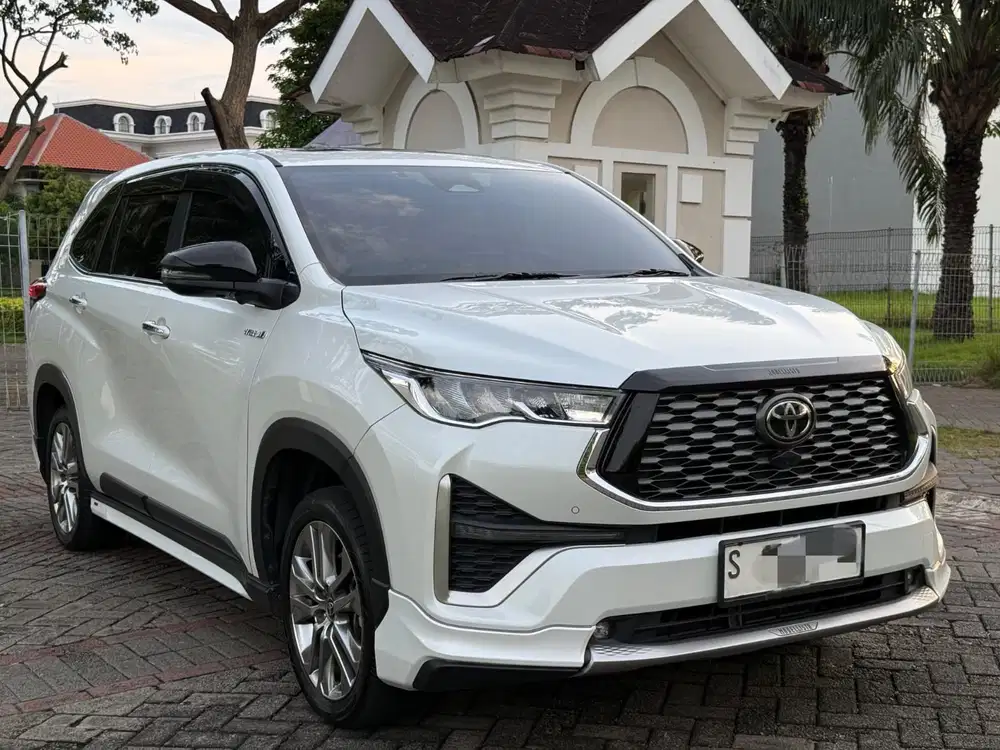 Toyota Kijang Innova 2023 Bensin
