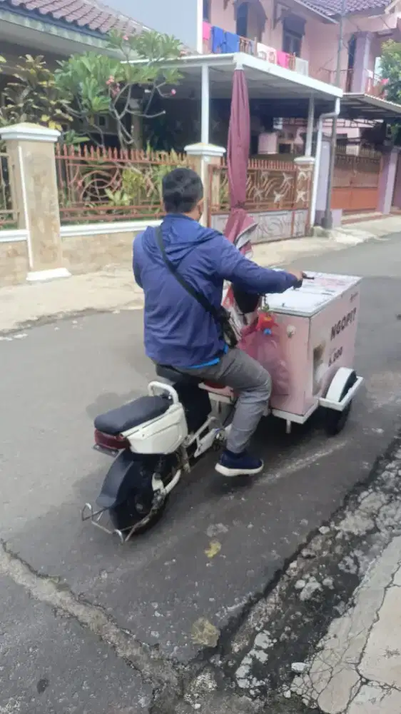 DICARI BARISTA / DRIVER KOPI KELILING