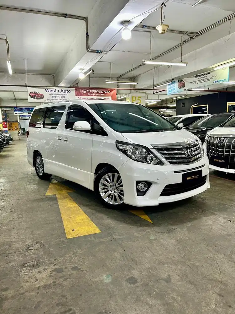 Pilot Seat Toyota Alphard SC Premium Sound AT 2012 Like New 2013