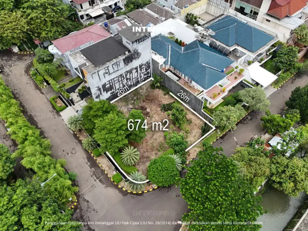 Kavling Hook Dijual Intercon Kebon Jeruk Hadap Timur dan Selatan - Luas 674m2