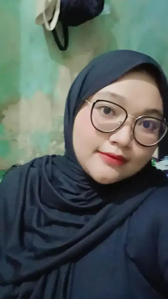 MENCARI PEKERJAAN HALAL