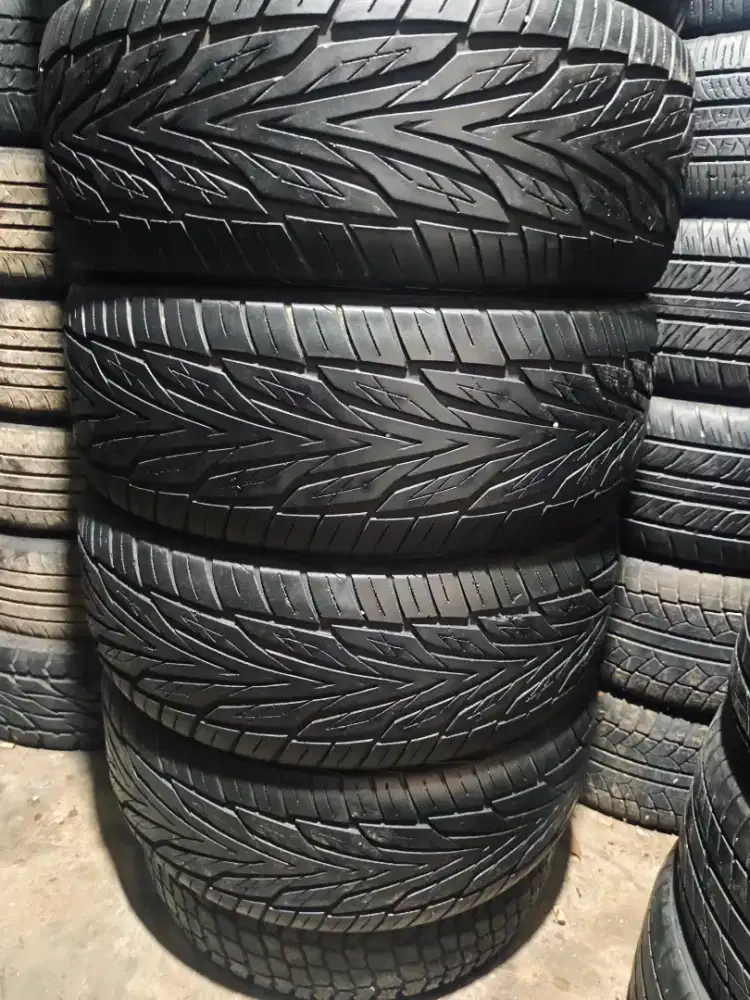 Toyo proxes 275 55 R20