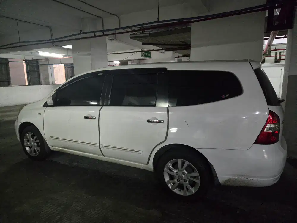 Nissan Grand livina 2012 Bensin