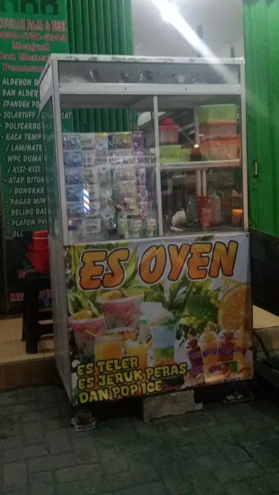 Etalase dan panggangan