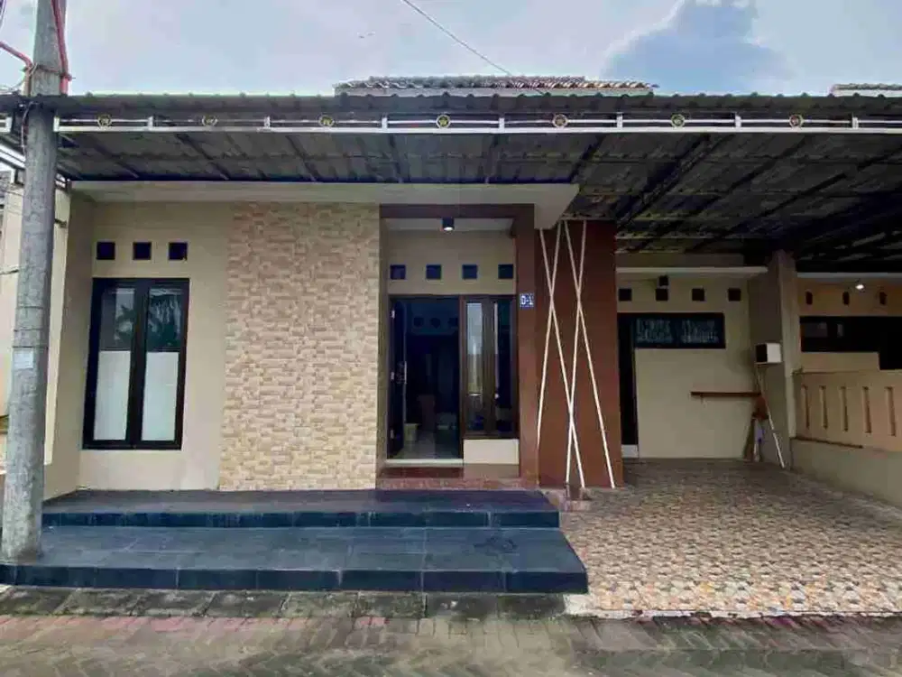 Disewakan Rumah Bagus Cluster Siap Huni di Colomadu, Solo.