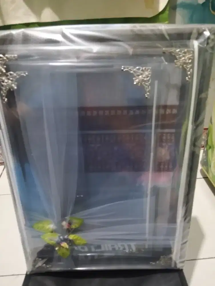 Tile silang jumbo pernikahan seserahan