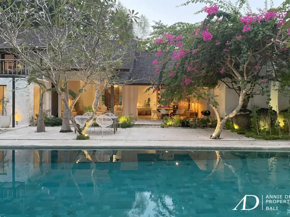 FREEHOLD COMPLEX OF 3 VILLAS IN KEROBOKAN - NEAR CANGGU