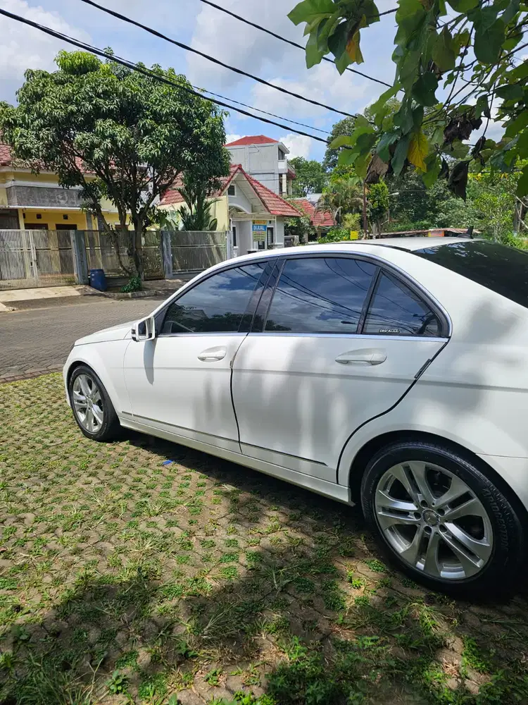 Mercedes-Benz C200 2014 Bensin