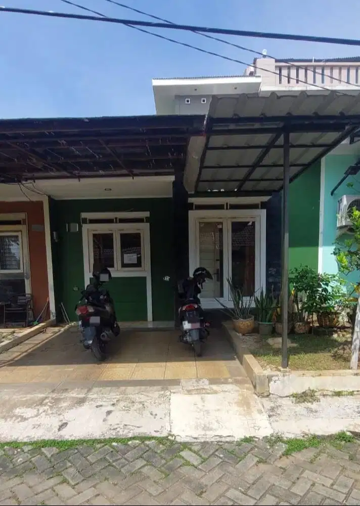 DISEWAKAN RUMAH DEKAT STASIUN SUDIMARA DALAM CLUSTER SUDIMARA JOMBANG