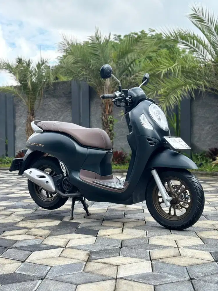 Honda SCOOPY PRESTIGE 2024 HITAM KOKO MOTOR