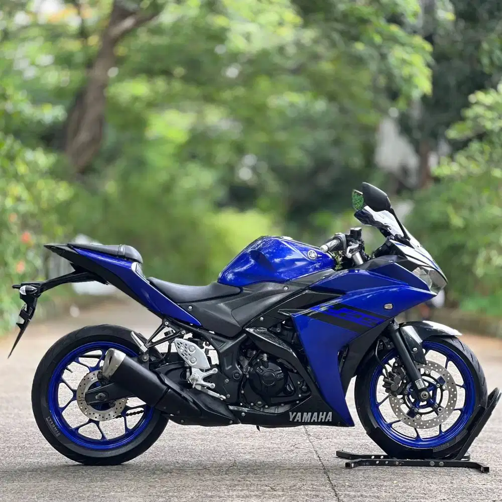 YAMAHA R25 V1 2018 BIRU KM LOW PAJAK PANJANG SIAP GAS