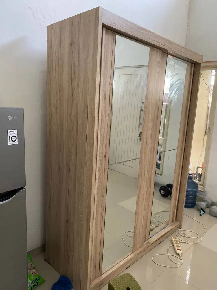 Dijual Lemari Merk Informa