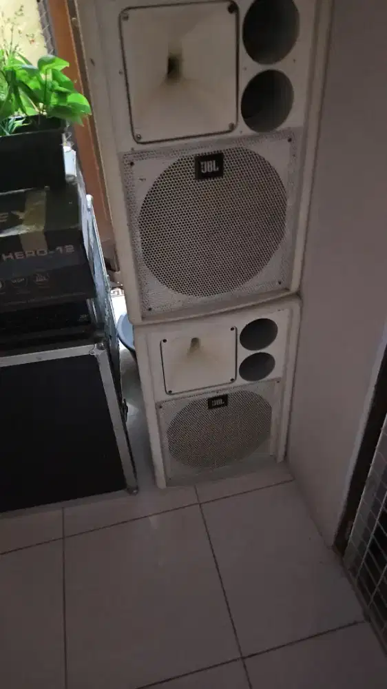 Sewa alat musik dan sound system
