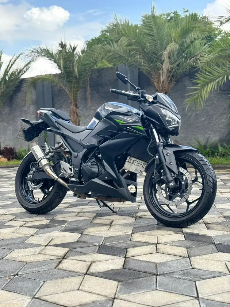 Kawasaki Z250 Hitam Odo 14rb Mulus Koko Motor