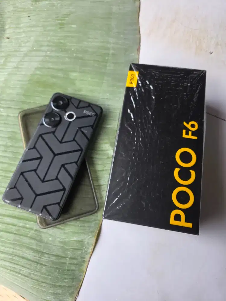 Poco f6 5G ram 12/512 bs tt dibawahnya