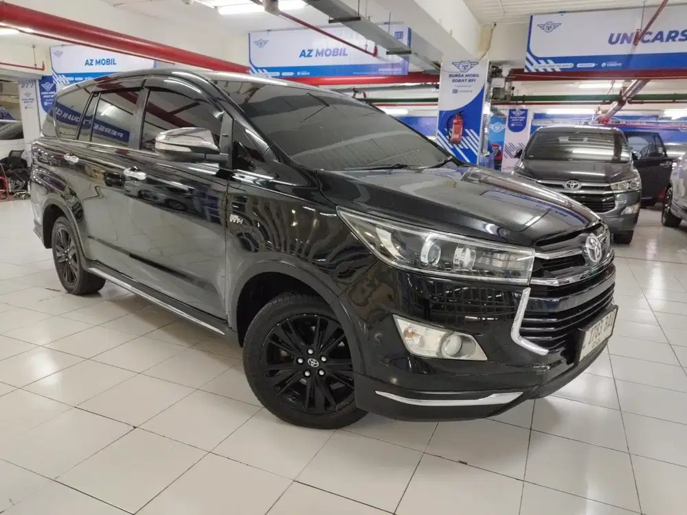 Innova Venturer Matic 2019 #toyota #kreditmobil #mobilsurabaya #mobil
