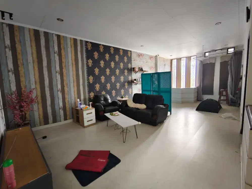 Rumah 2 Lantai di Sayap Setrasari Bandung Utara. Dekat Tol Pasteur dan Universitas Maranatha