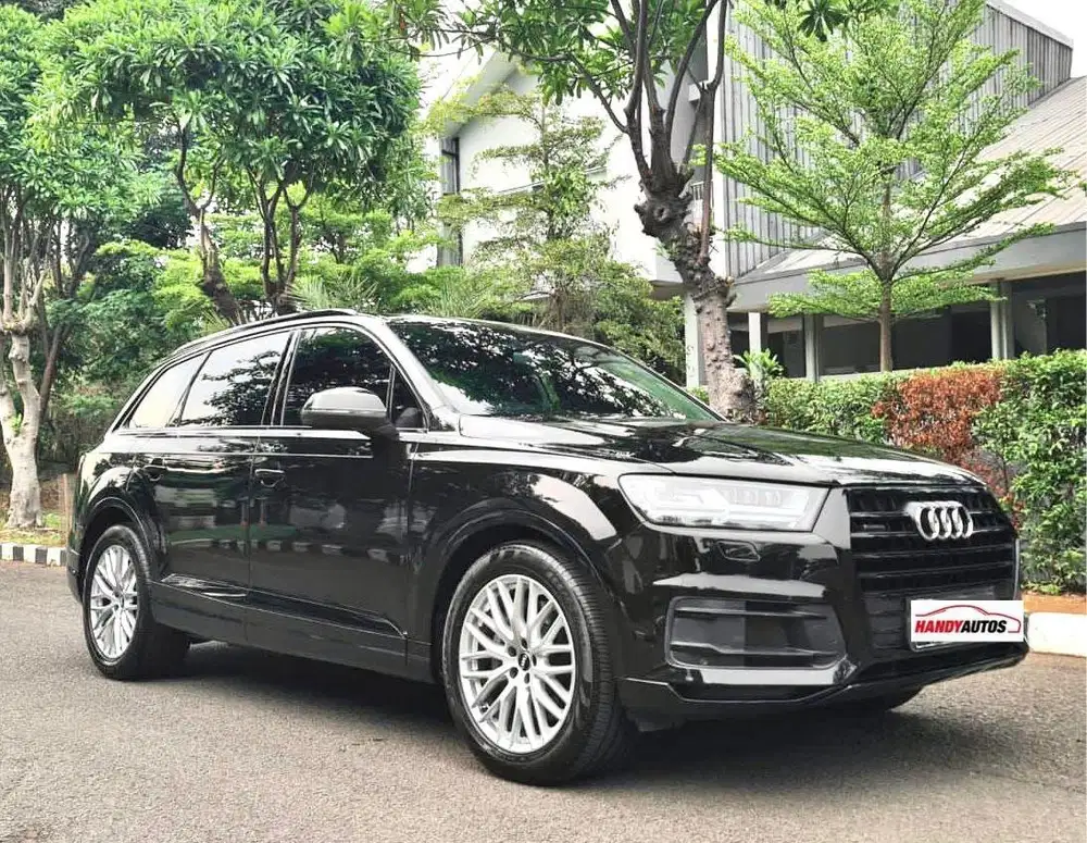 Audi Q7 TFSI Tahun 2016 Automatic Hitam