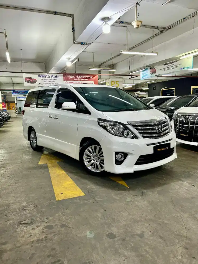 Pilot Seat Toyota Alphard SC Premium Sound AT 2012 Like New
