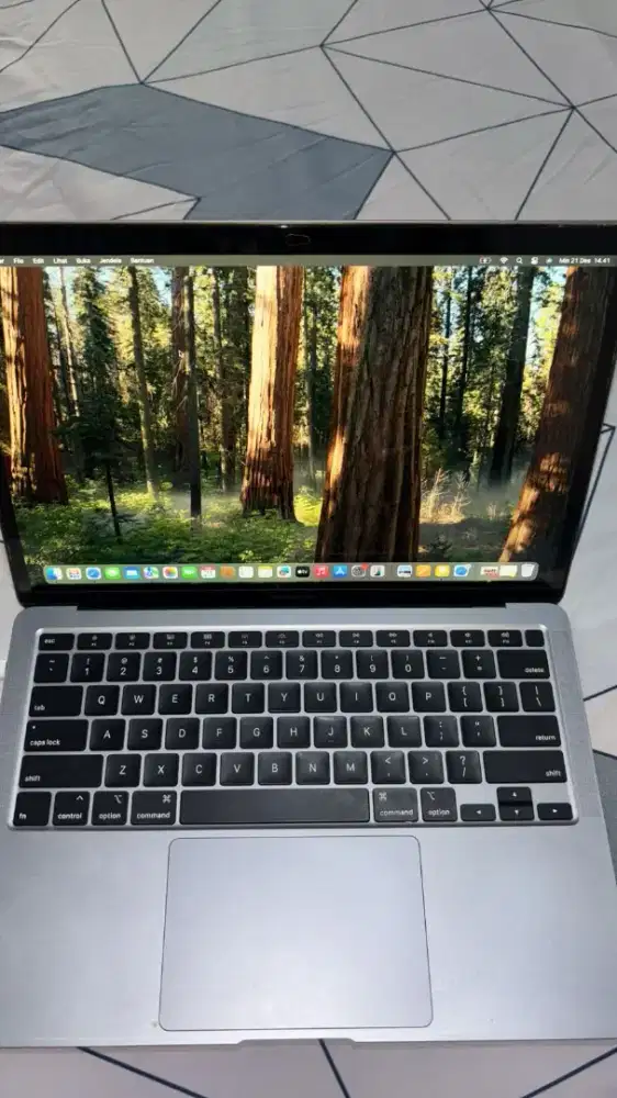 Macbook air 13 inc 2020