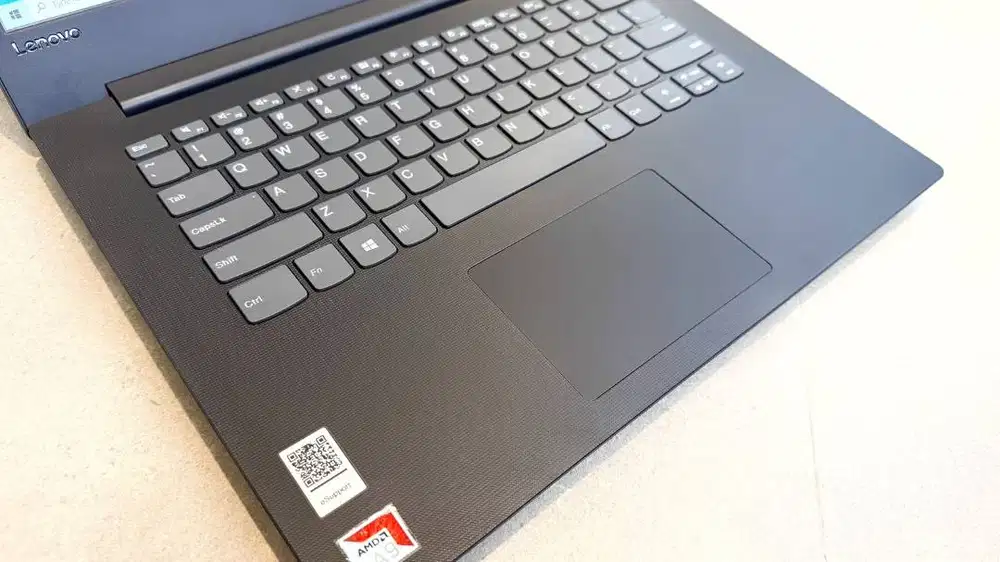Laptop Lenovo AMD A9 Ram 8GB Mulus FULLDUS