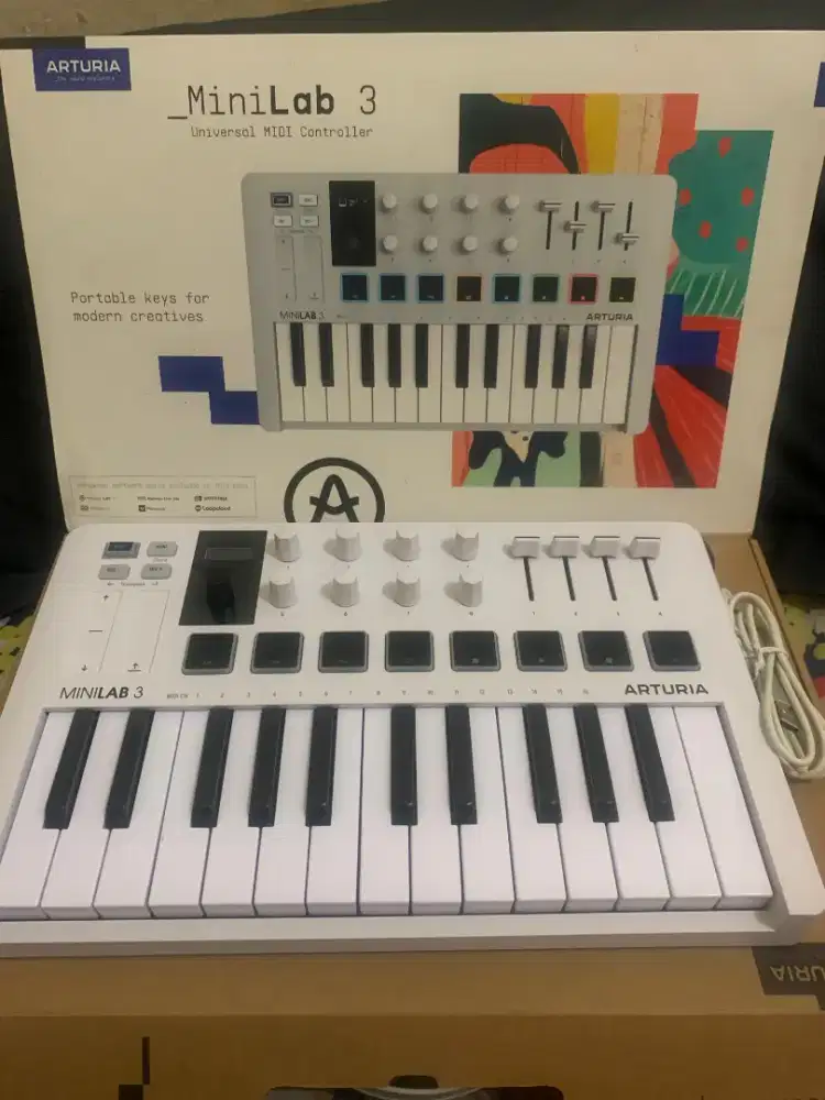 Arturia Minilab 3 Midi Controller