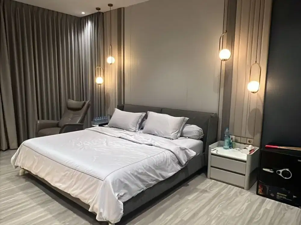 Jual Rugi Rumah Mewah Modern di BSD City Cluster Zora 3lantai