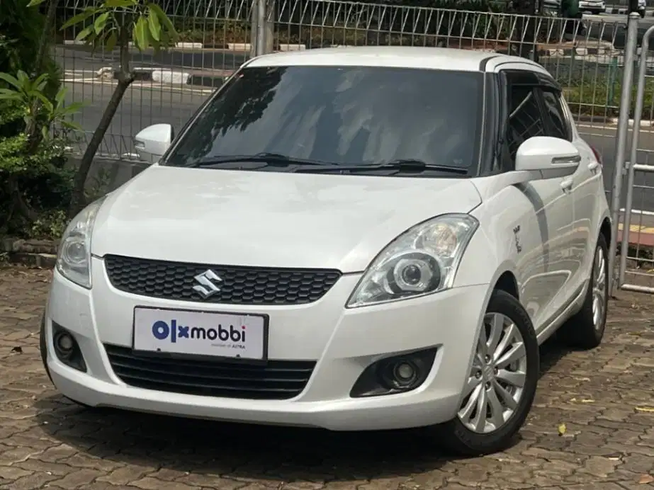 TERMURAH Suzuki Swift 1.4 GX Bensin-MT 2012 KOH