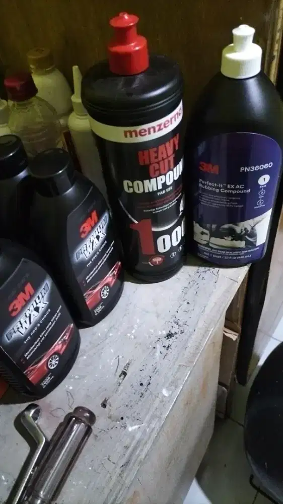 Menzerna 1000 dan bahan lainnya