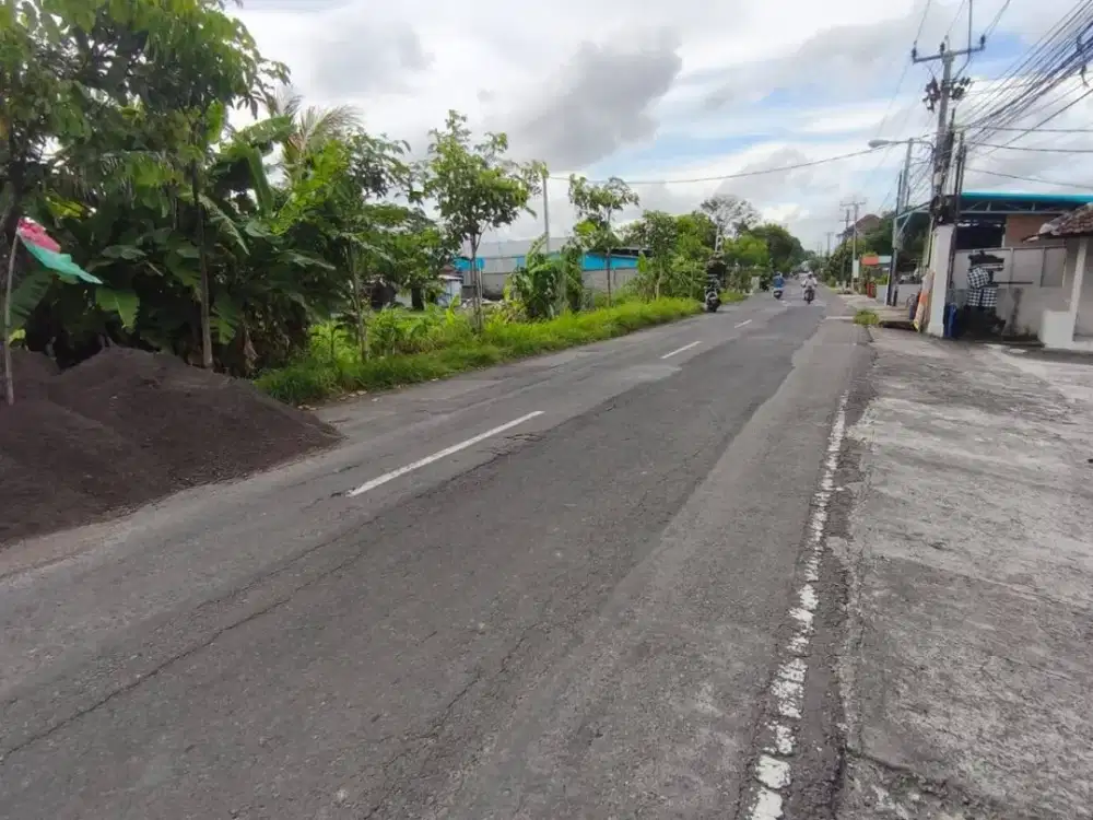 kontrak Sewa Tanah  Strategis  Di  Jalan Utama Waribang Denpasar Bali. Dekat Ke Sanur Bali, Dermaga Sanur, Pantai Padnggalak, Pantai Matahari Terbit