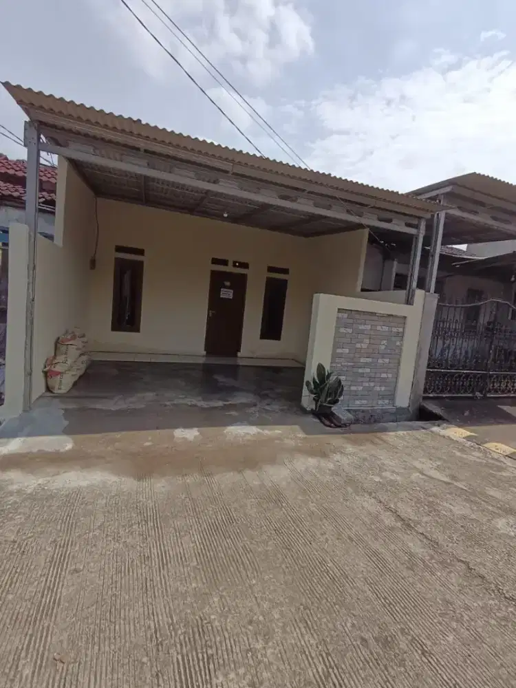 Disewakan 1 unit rumah 700ribu n tahunan 8juta