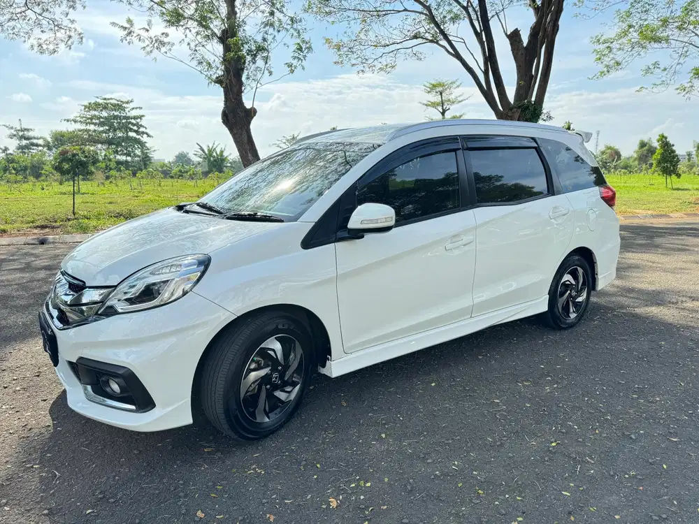 Honda Mobilio RS CVT 2015