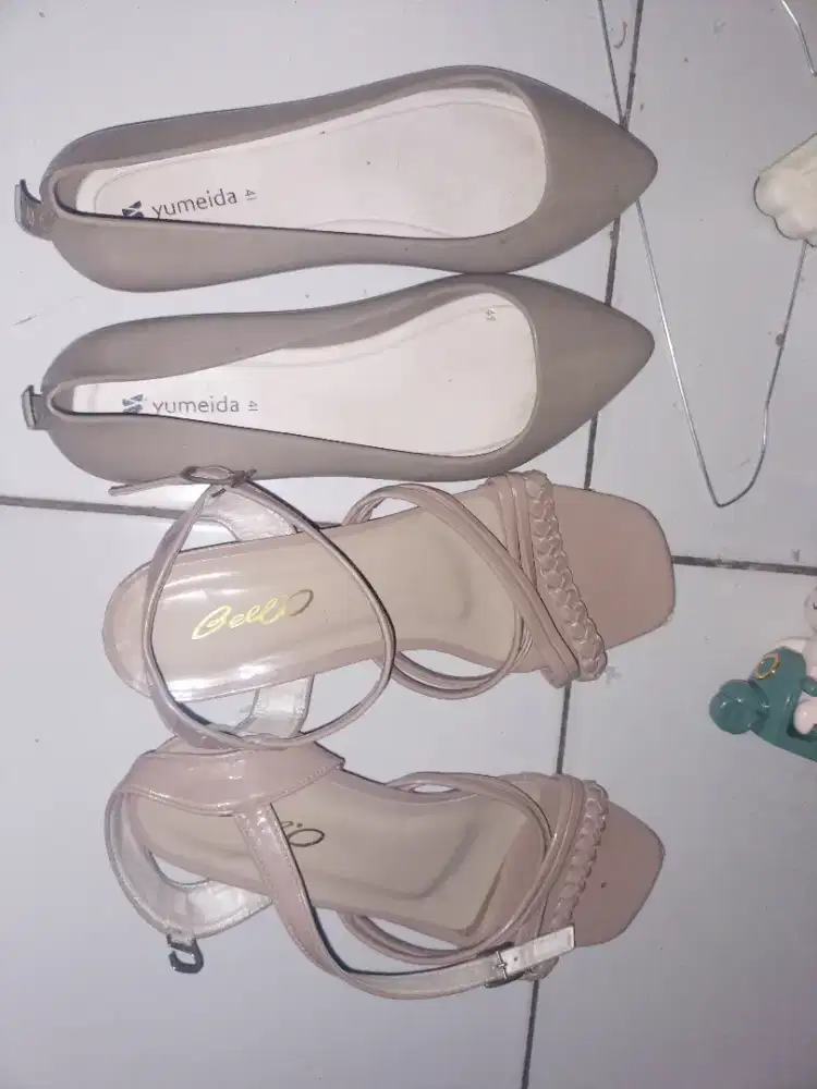 Jual sendal dan sepatu