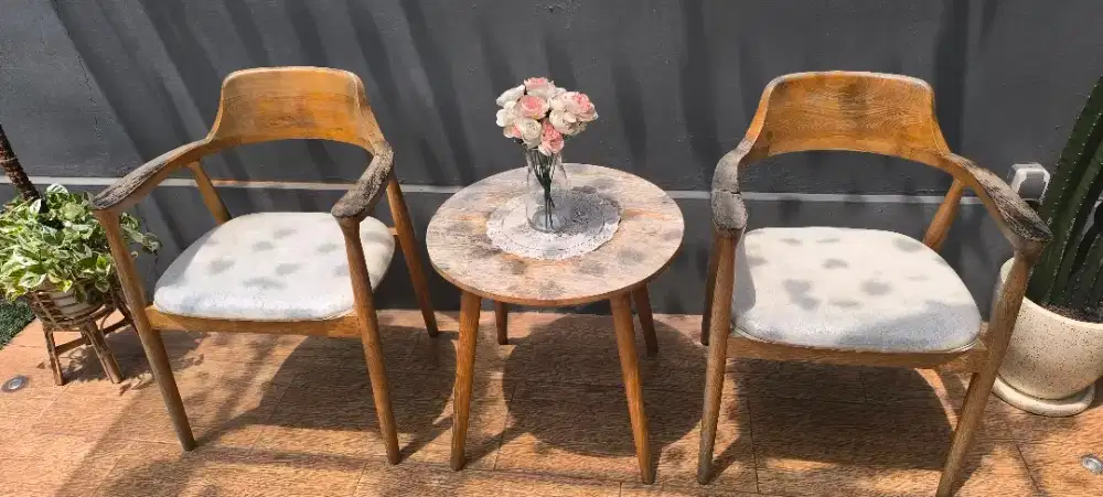 Kursi Dan meja kayu jati