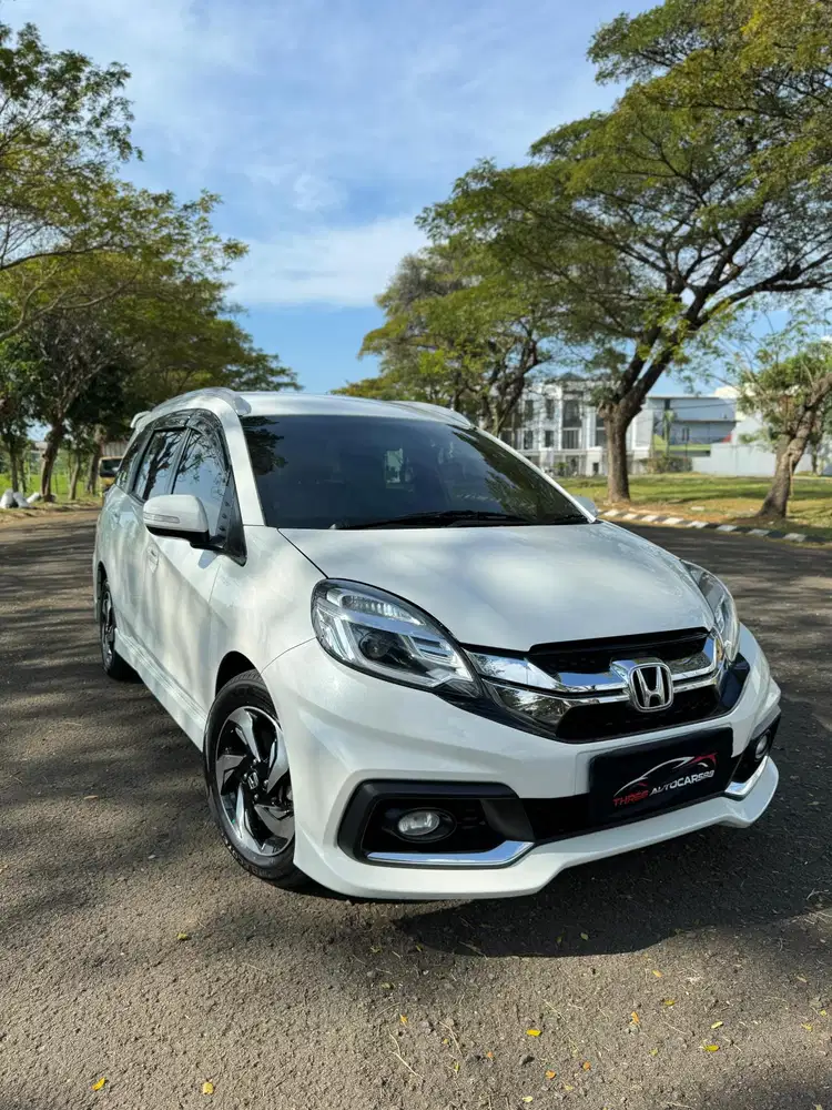 Honda Mobilio RS CVT 2015
