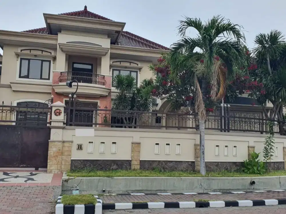 Mewah Rumah Taman Hunian Satelit, Kosongan With Pool