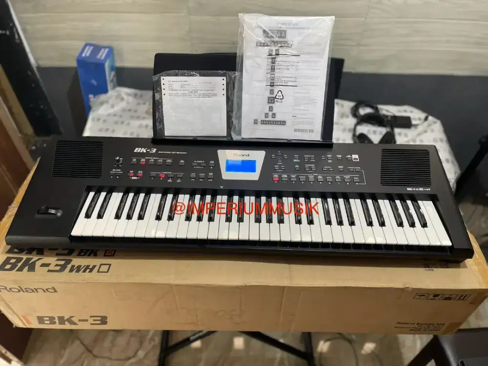 KEYBOARD ROLAND BK3 DARI TANGAN PERTAMA SANGAT ISTIMEWAH