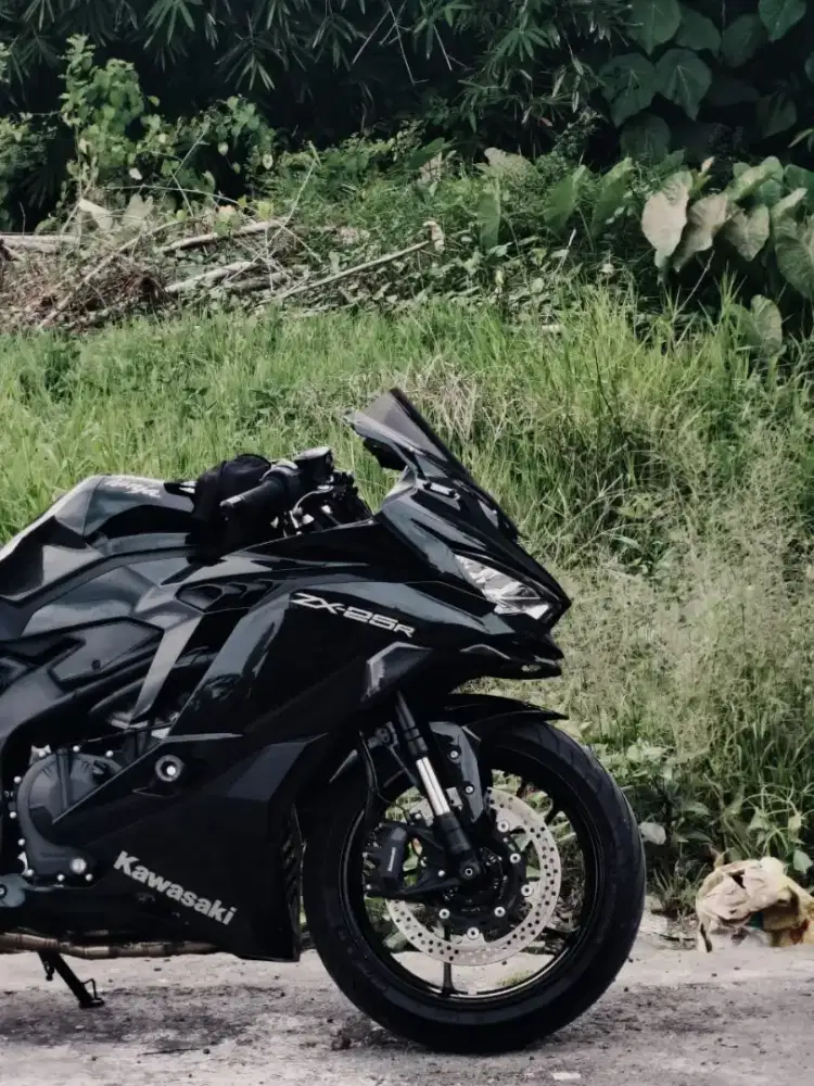 DIJUAL CEPAT MOTOR KAWASAKI ZX-25 2023