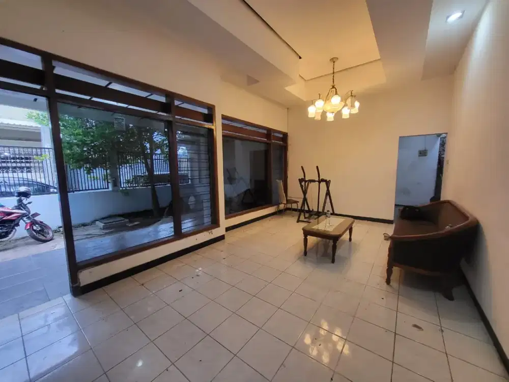 Jual rumah hitung tanah di Lebak Arum Surabaya