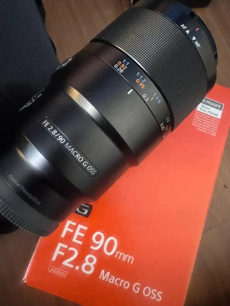 Lensa SONY F2.8 FE 90mm , Macro G OSS