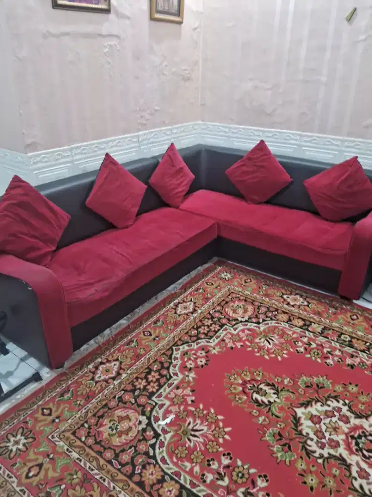 Dijual Kursi Sofa Sudut L uk. (kanan) 245 cm x (kiri) 190 cm