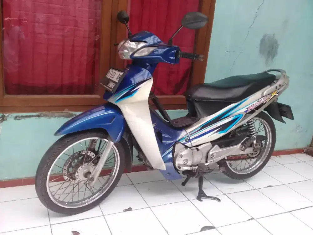 Motor kharisma 125