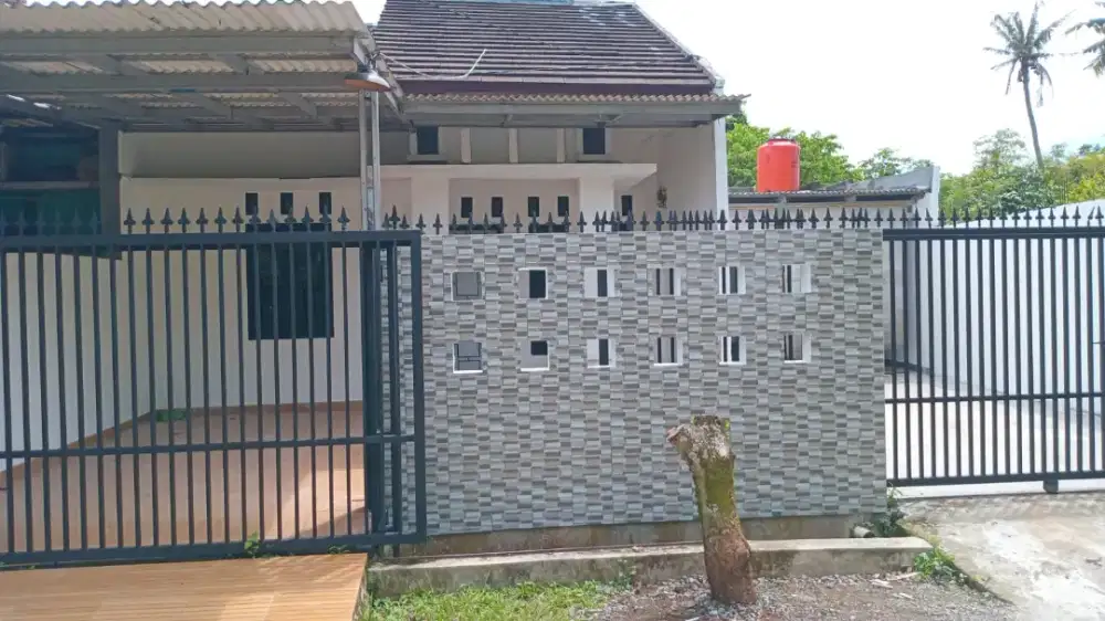 DISEWAKAN RUMAH CITAYAM