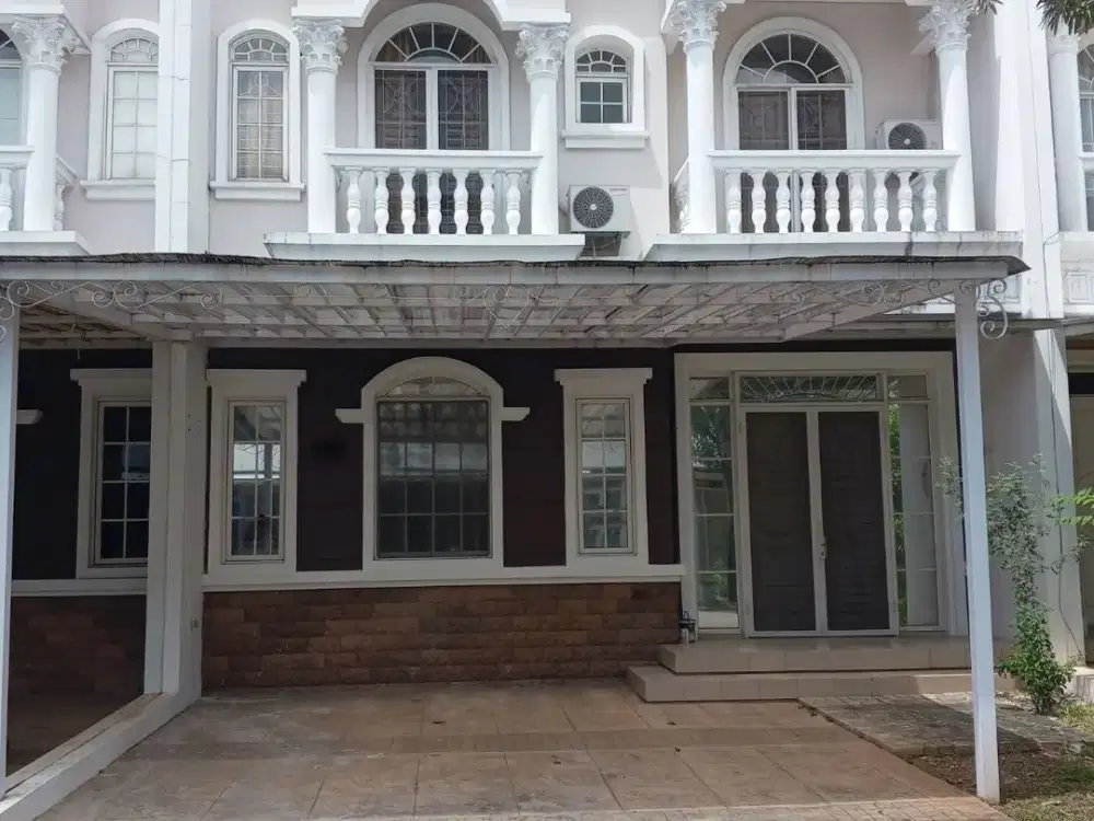Dijual Rumah Green Lake City-West Europe 8x15m, Furnished dekat danau