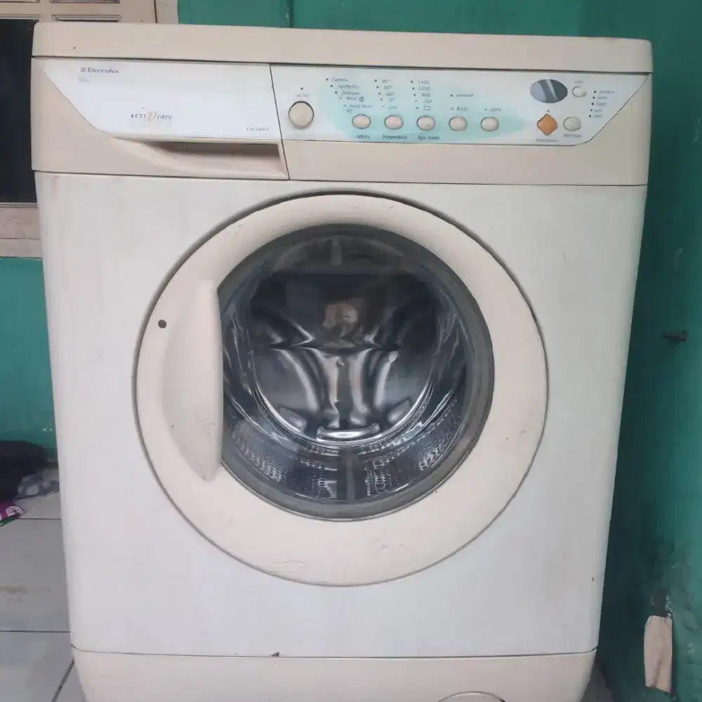 Mesin cuci Electrolux bekas