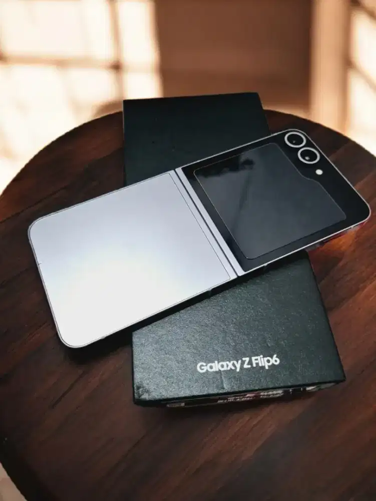 Jual samsung z flip 6 ram12 256gb 5g lte second lengkap
