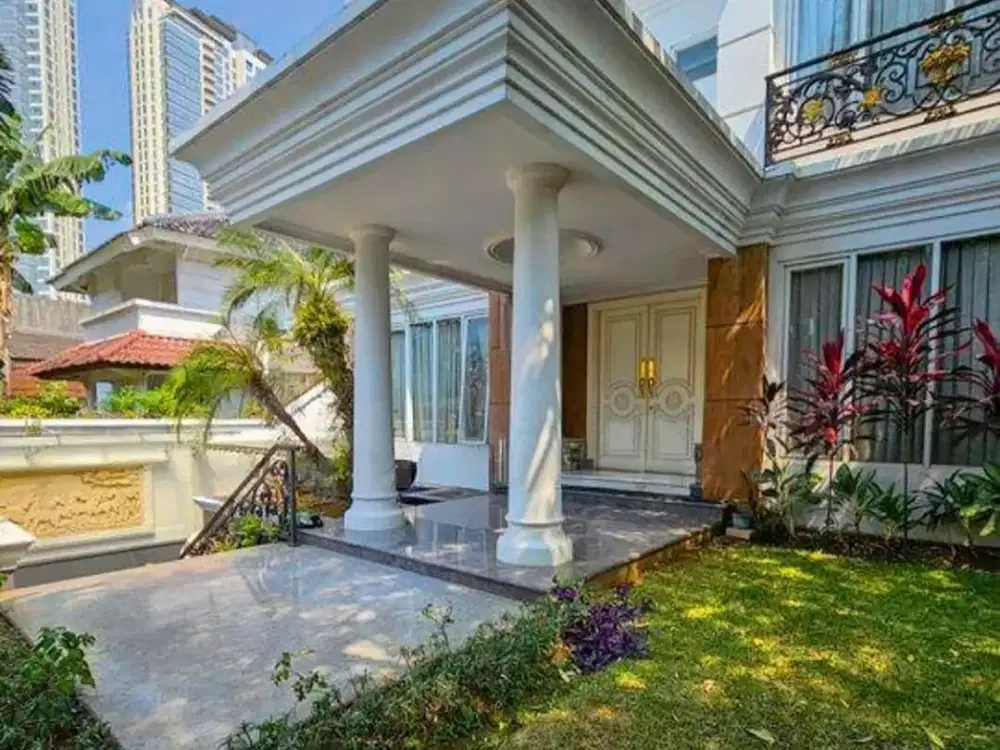 Rumah Mewah classy  dengan Kolam Renang di Jaksel - pr 14278