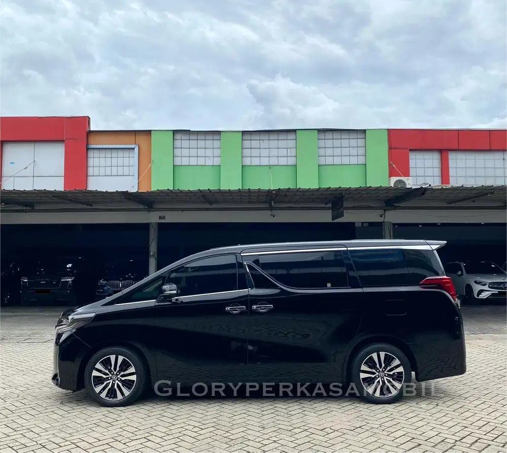 Toyota Alphard 2.5 G ATPM 2023 KM 1rb ANTIK